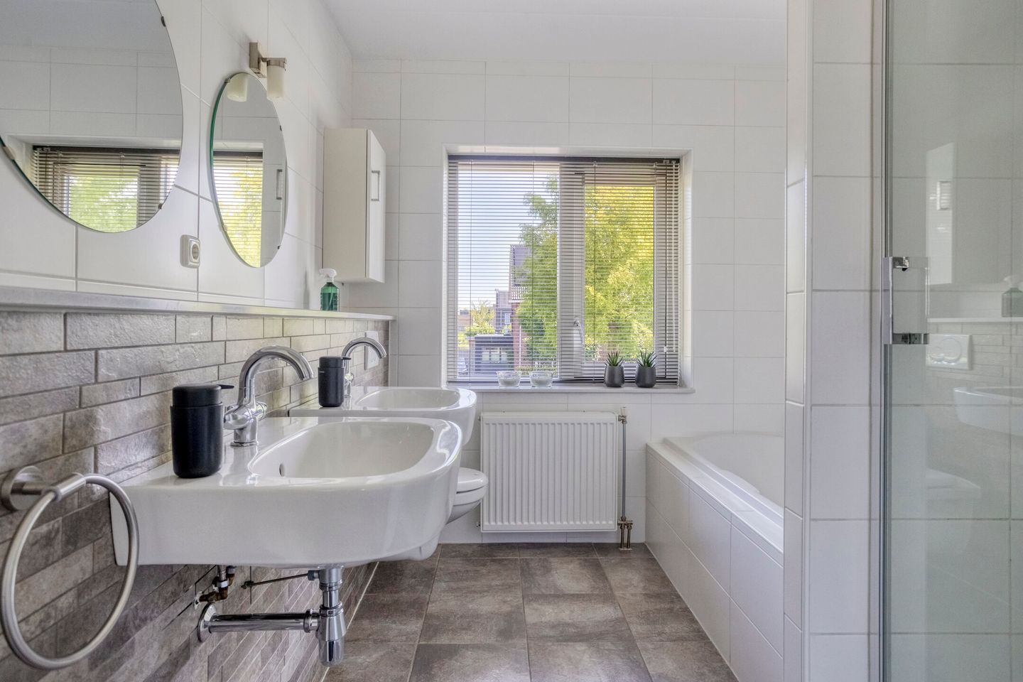 Foto 29 van Geert van der Zwaagweg 14