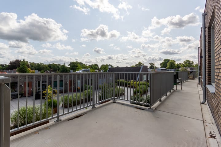 Photo 15 of Dorpsstraat 64-B