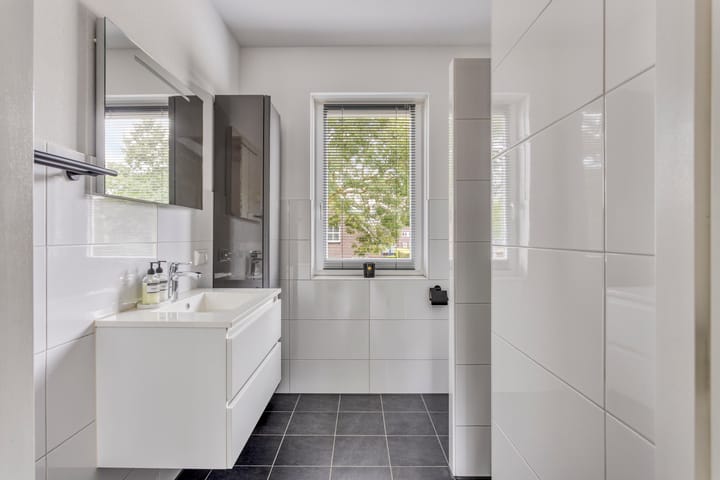 Photo 4 of Sint Antoniusstraat 22