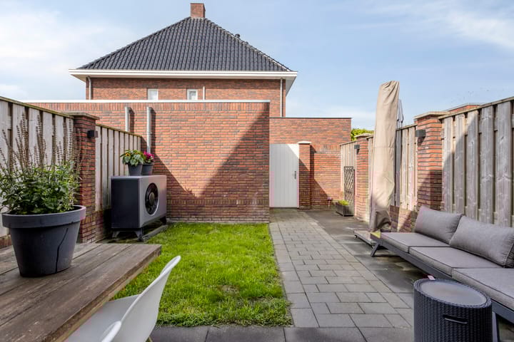 Photo 28 of Sint Antoniusstraat 22