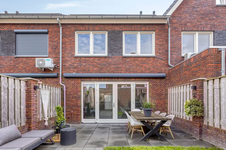 Photo 29 of Sint Antoniusstraat 22