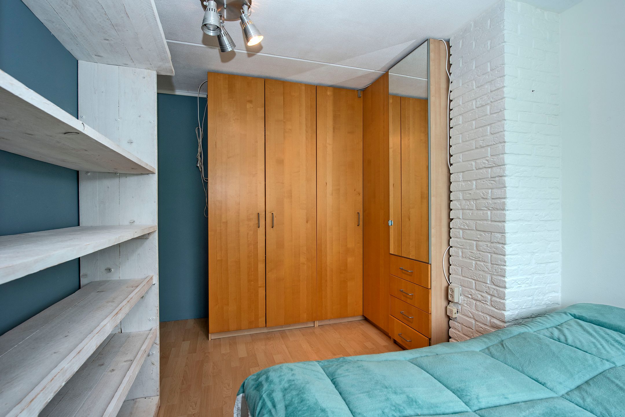 Photo 21 of Kamille 9