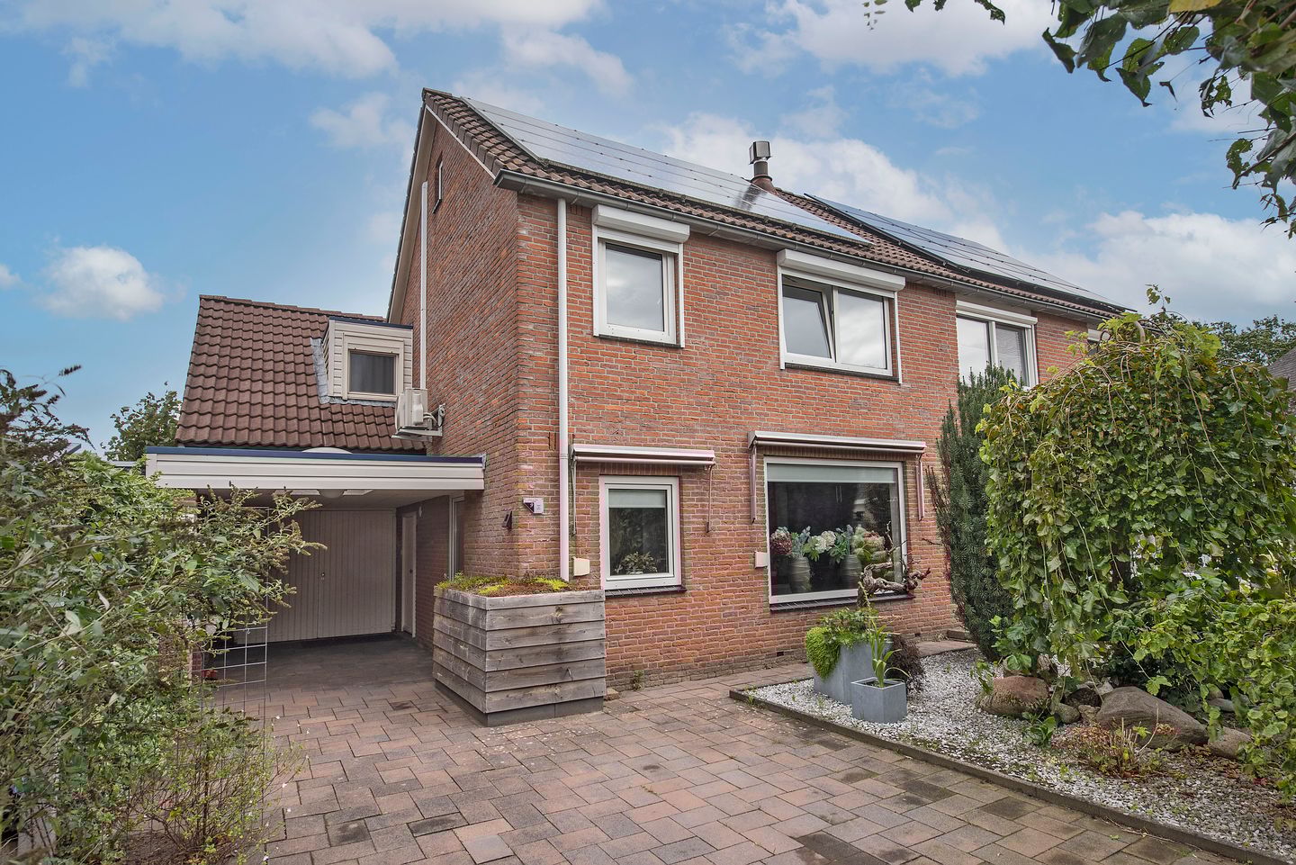 Photo 5 of Kamille 9