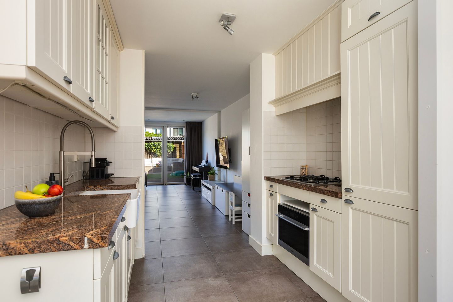 Photo 10 of Waterviolier 37