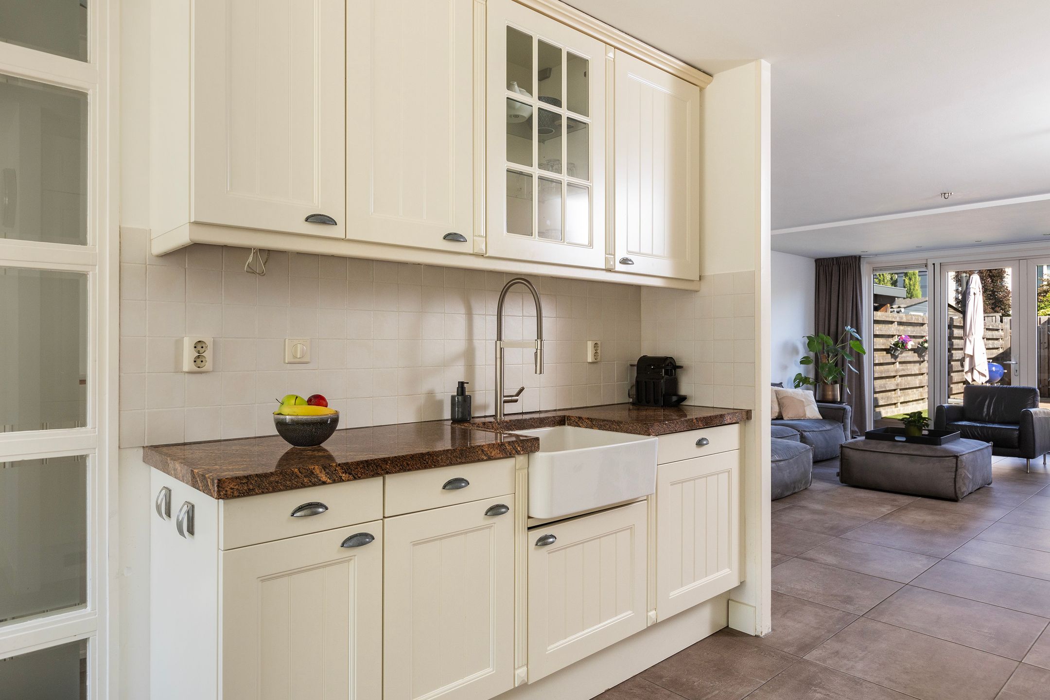 Photo 12 of Waterviolier 37