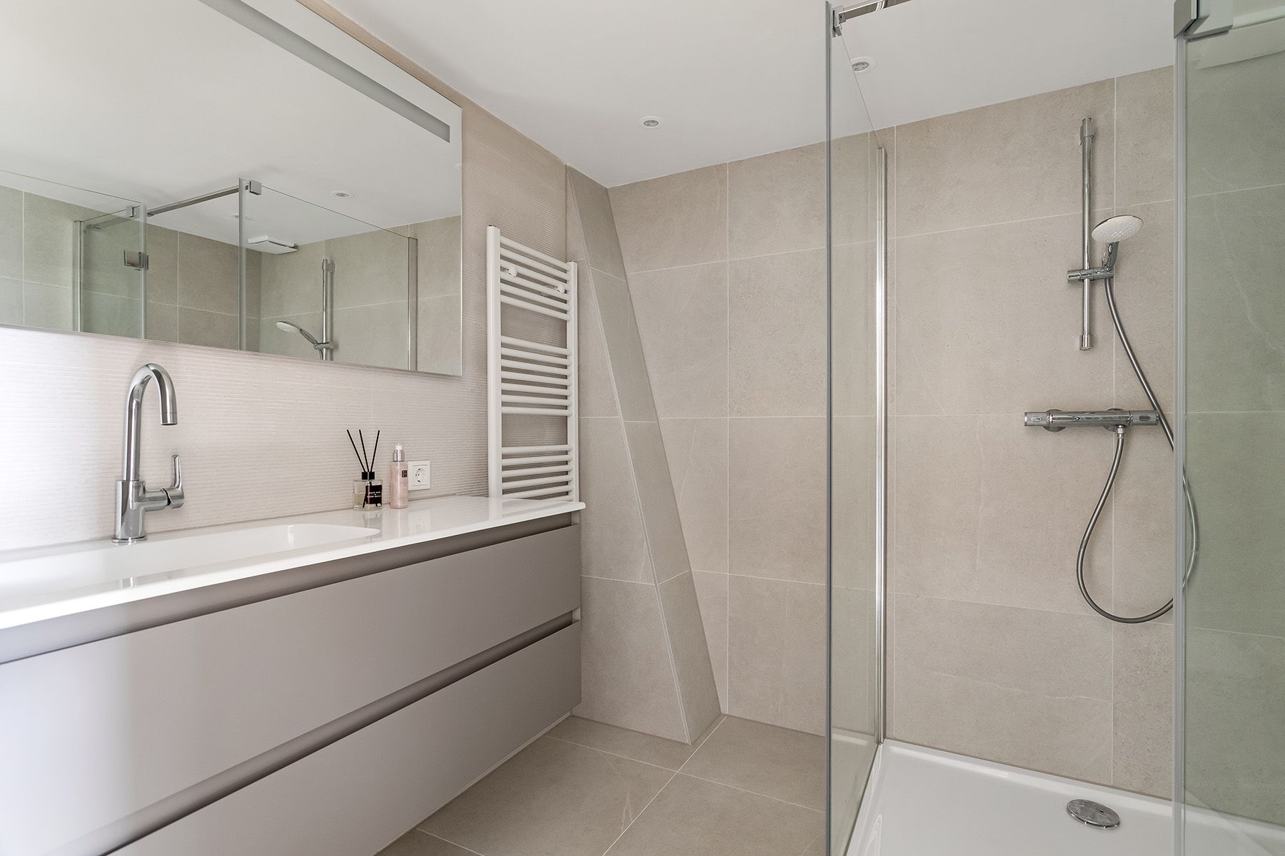 Foto 15 van Abeelstraat 29