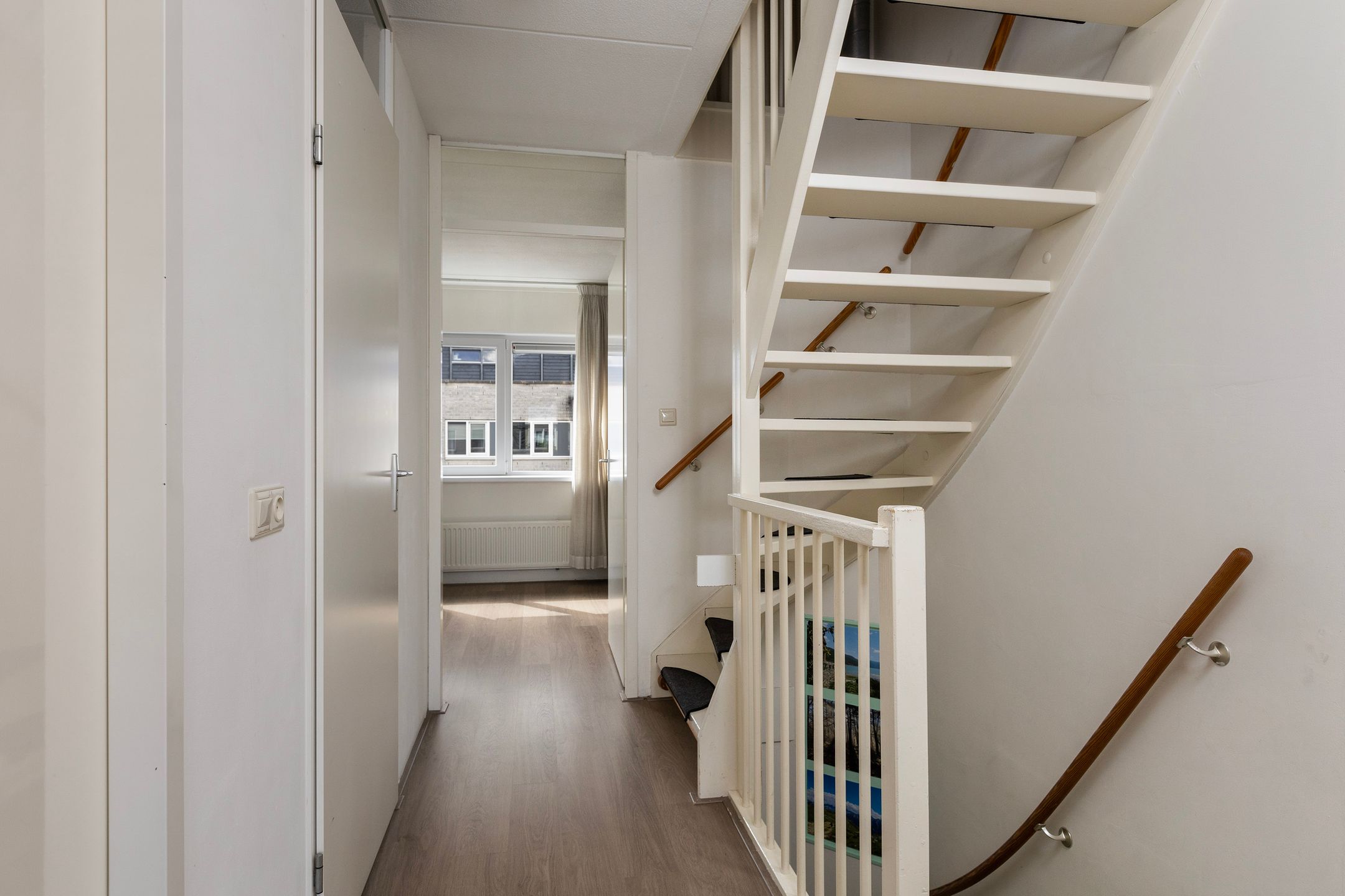 Photo 18 of Waterviolier 37