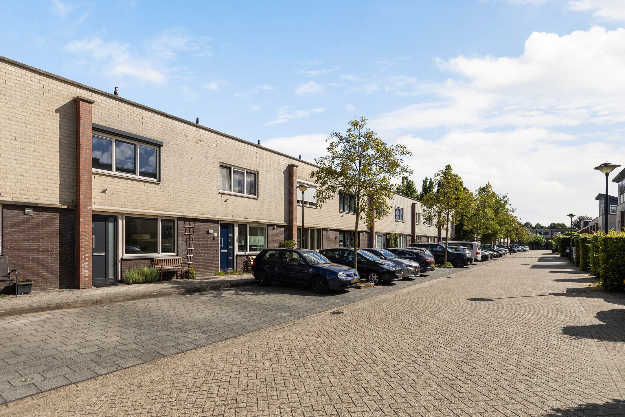 Photo 33 of Waterviolier 37