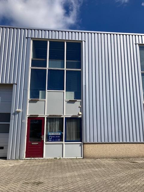 Bekijk foto 3 van Magnesiumweg 14