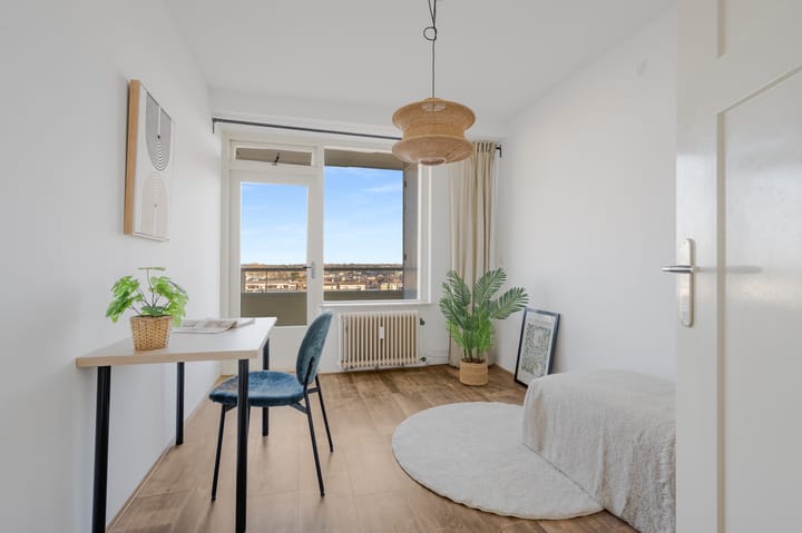 Photo 23 of Burgemeester van Fenemaplein 19-F3