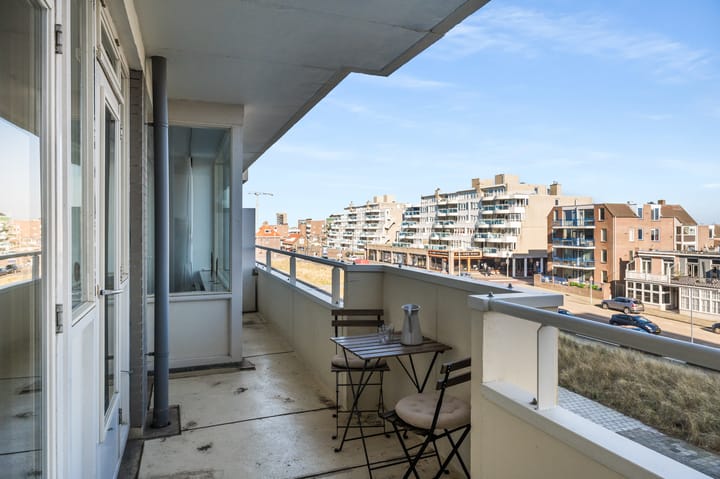 Photo 27 of Burgemeester van Fenemaplein 19-F3