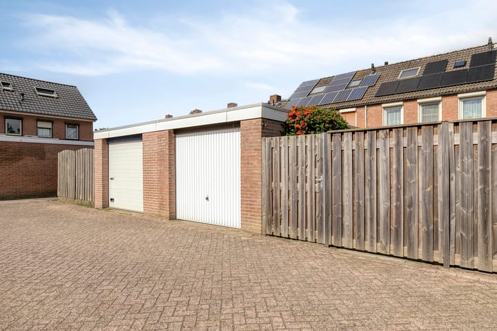 Foto 22 van Adriaen Brouwerstraat 39