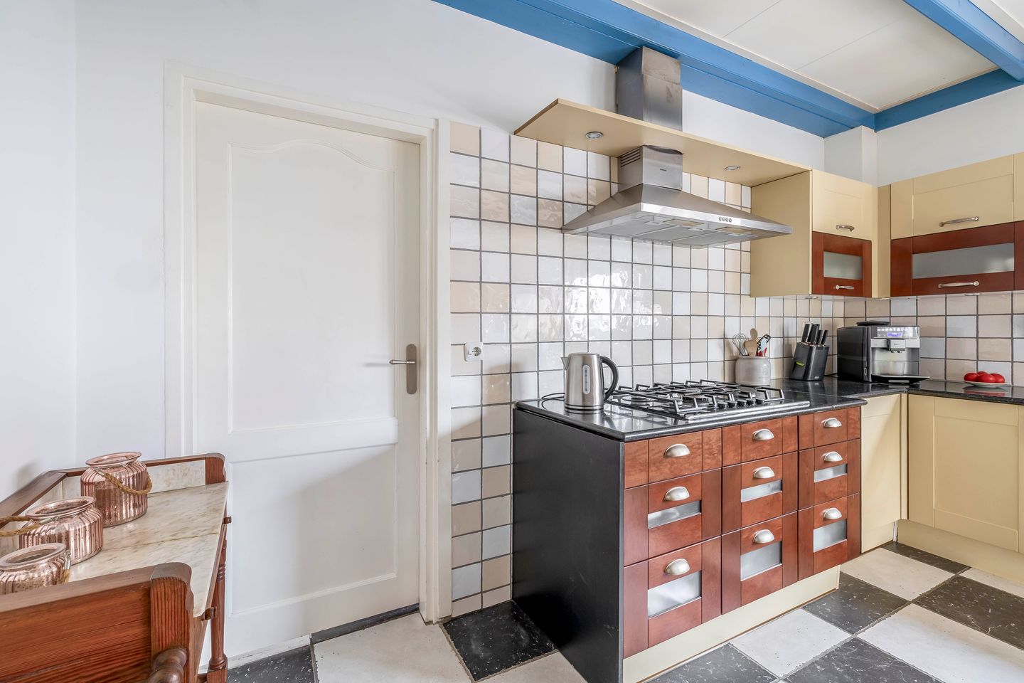 Photo 14 of Nieuweweg 57