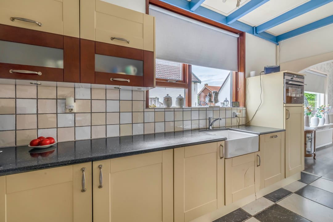 Photo 11 of Nieuweweg 57