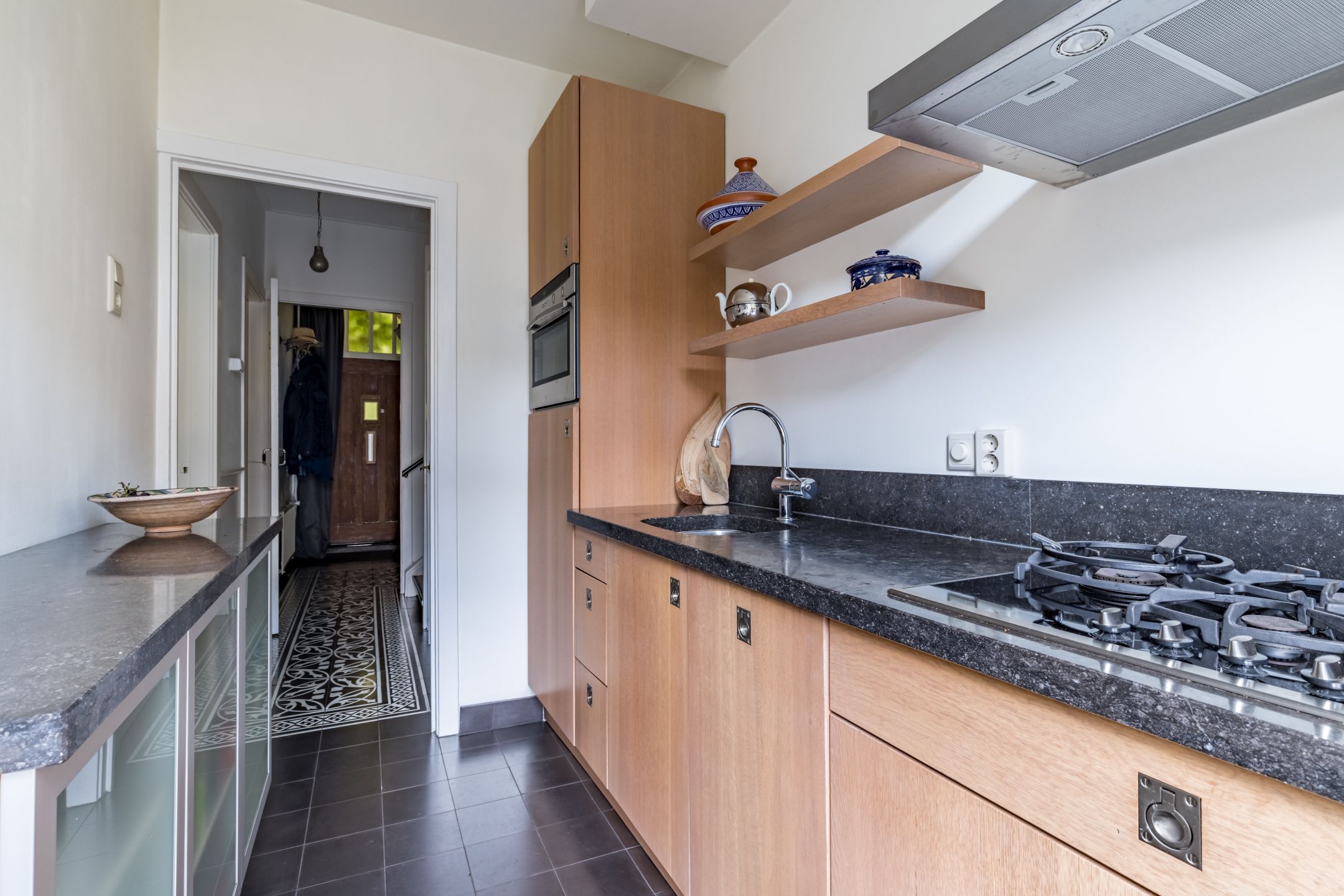 Foto 24 van Makassarstraat 37