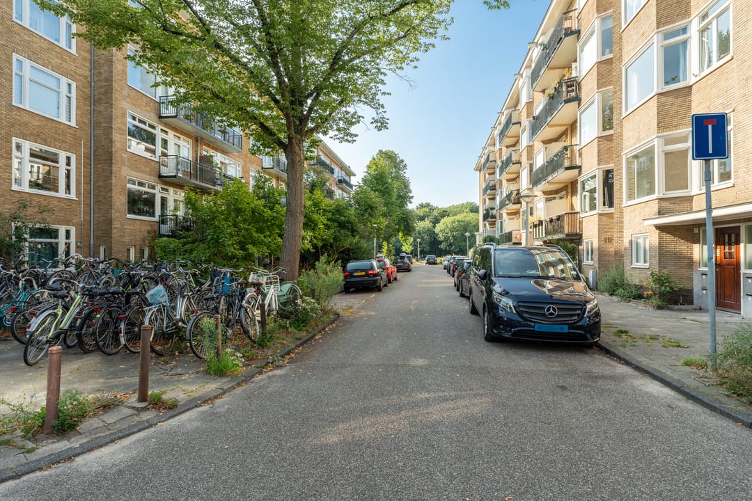 Foto 37 van Esmoreitstraat 12-3