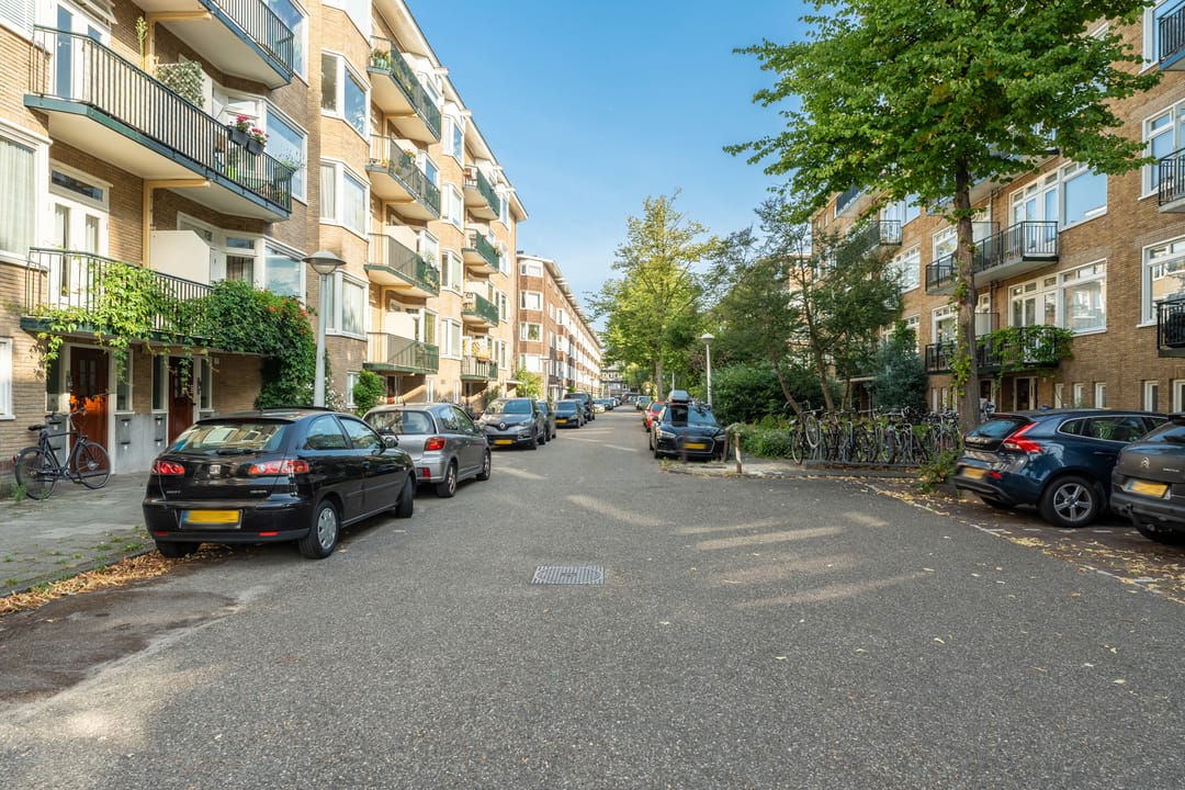 Foto 38 van Esmoreitstraat 12-3