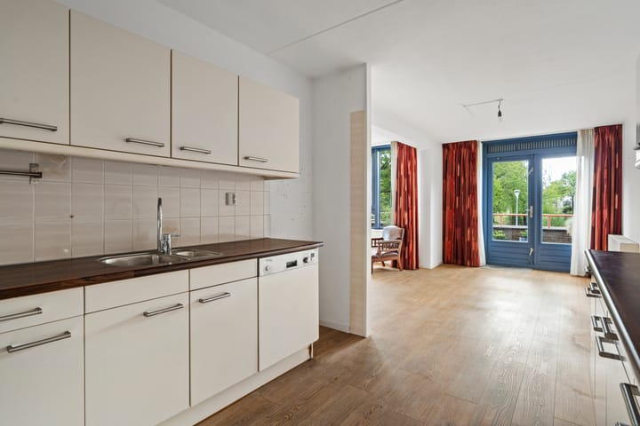 Foto 12 van Zomervlinderberm 64