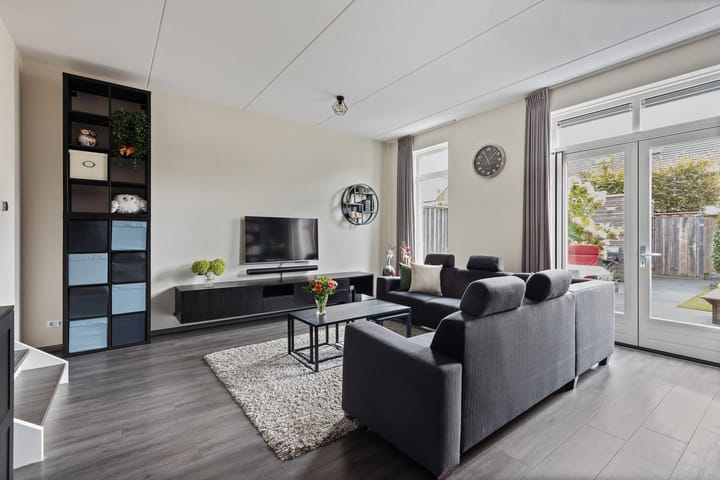 Foto 3 van Oeverlaan 35