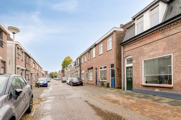 Foto 34 van Houtstraat 73