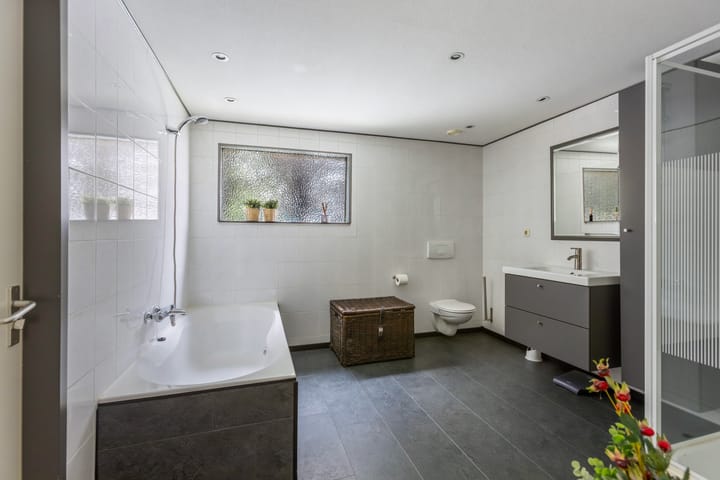 Foto 33 van Noord 27