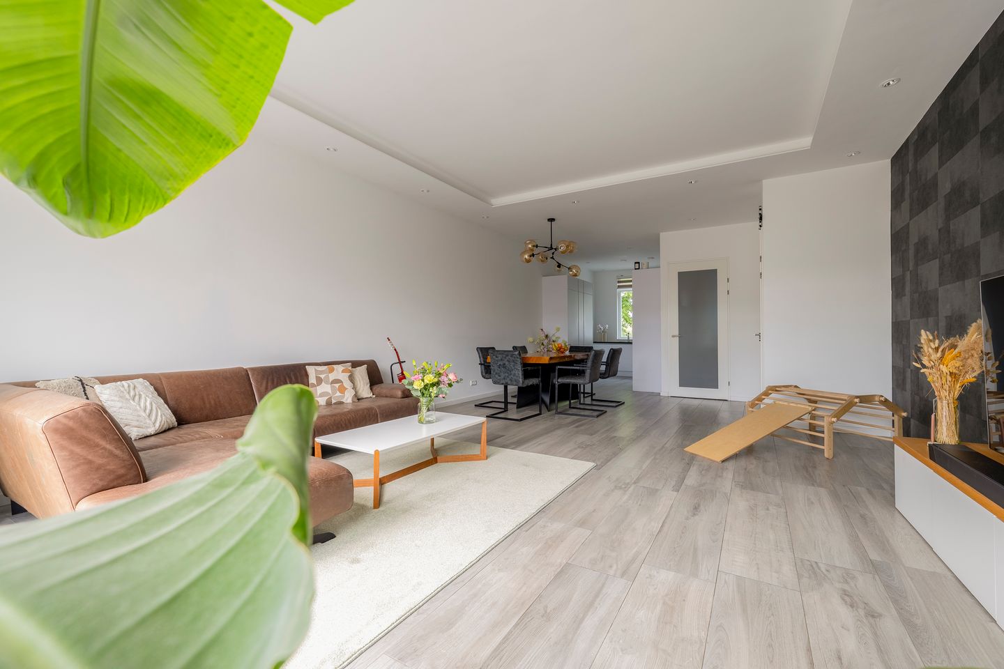 Foto 10 van Valeriaanweg 233