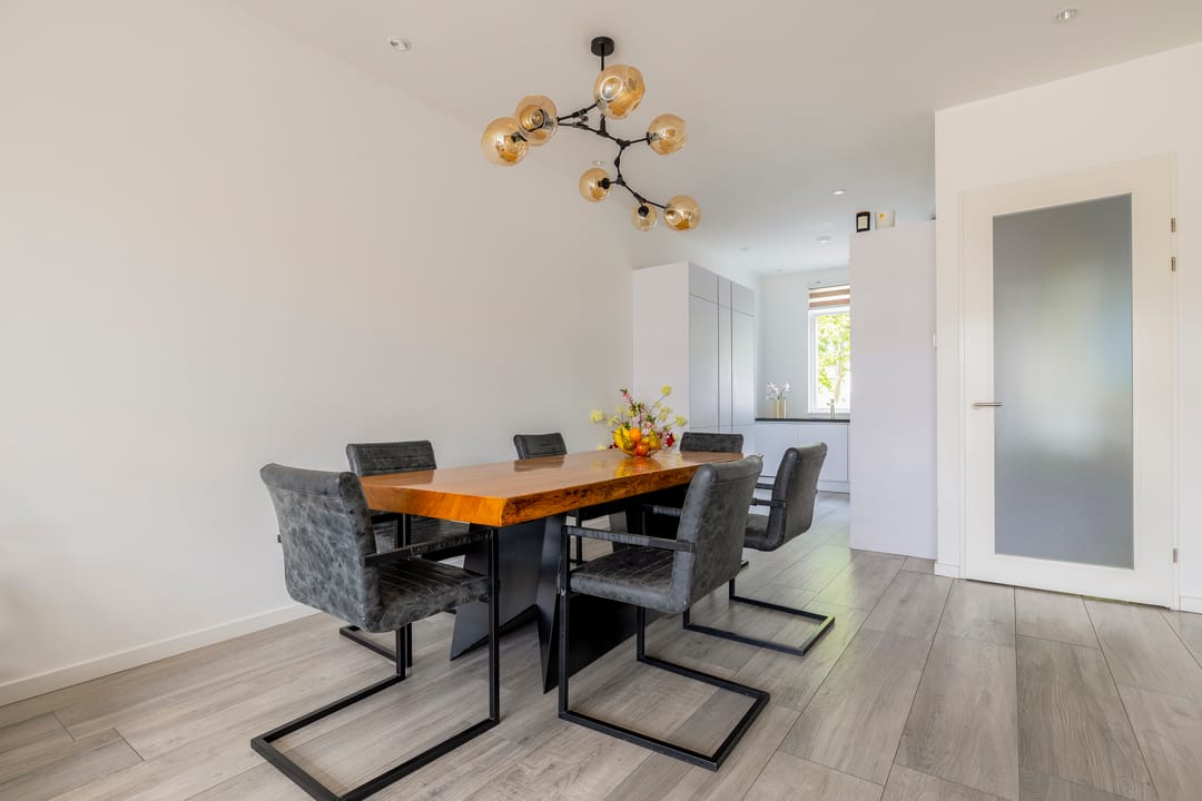 Foto 16 van Valeriaanweg 233