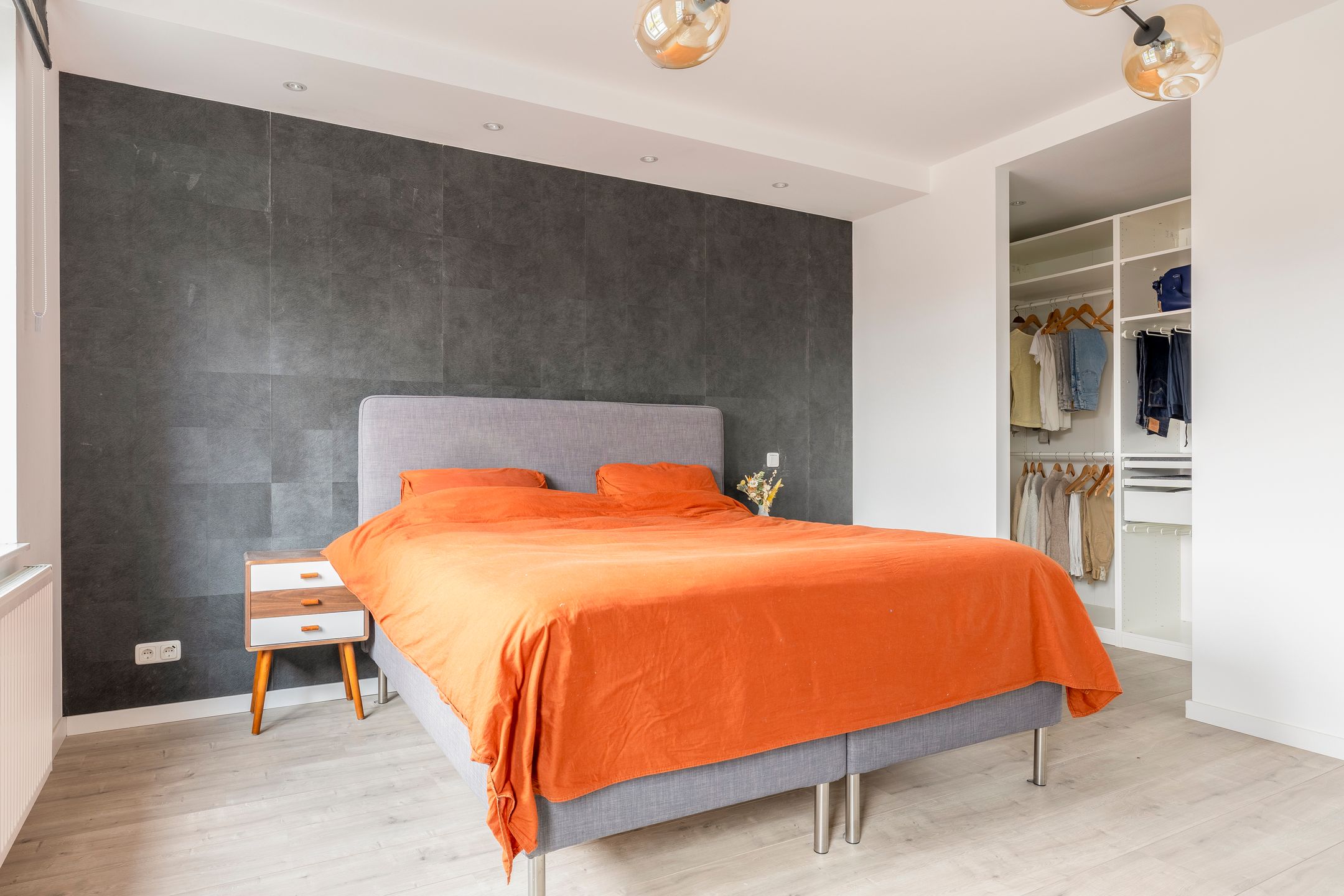 Foto 24 van Valeriaanweg 233