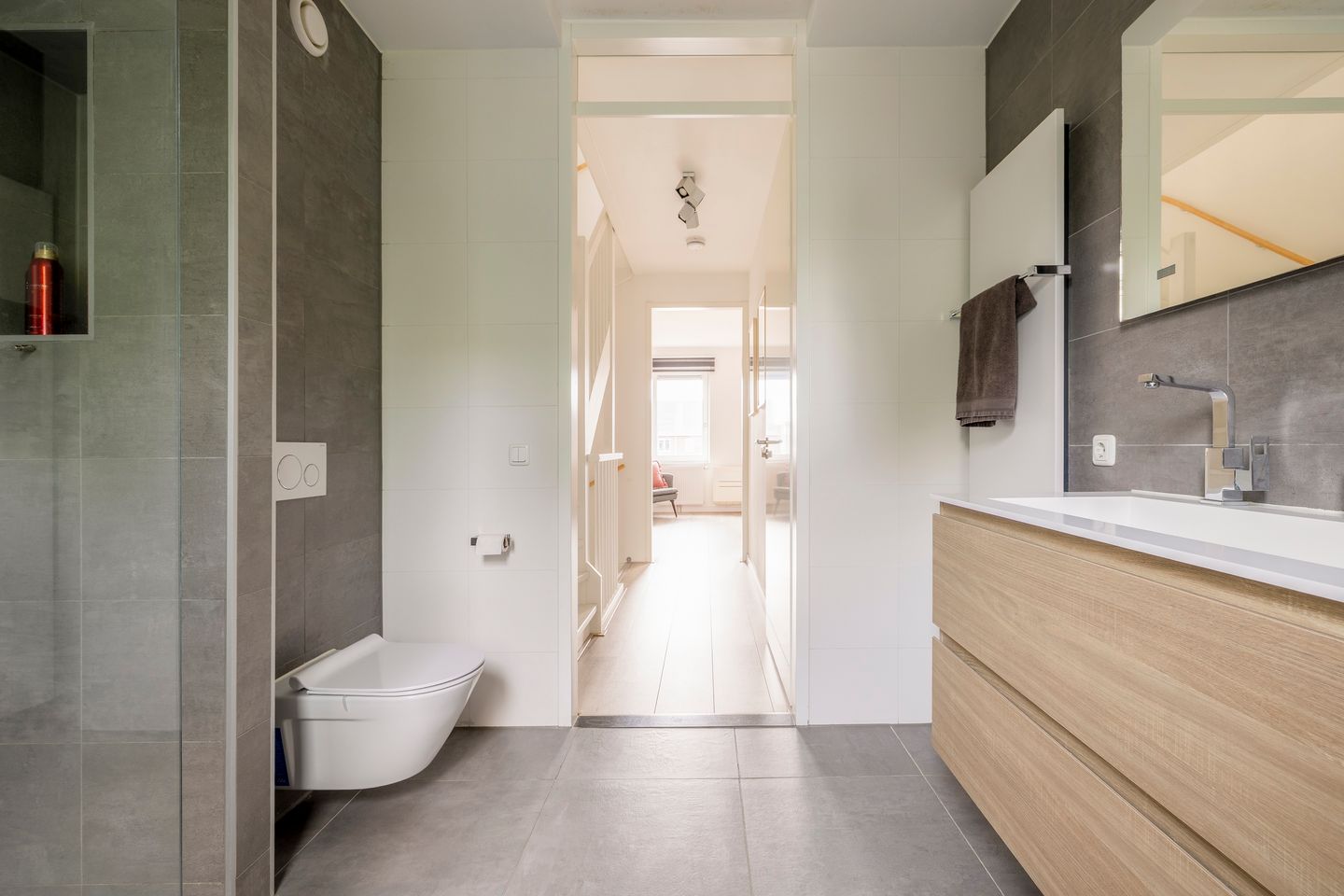 Foto 29 van Valeriaanweg 233