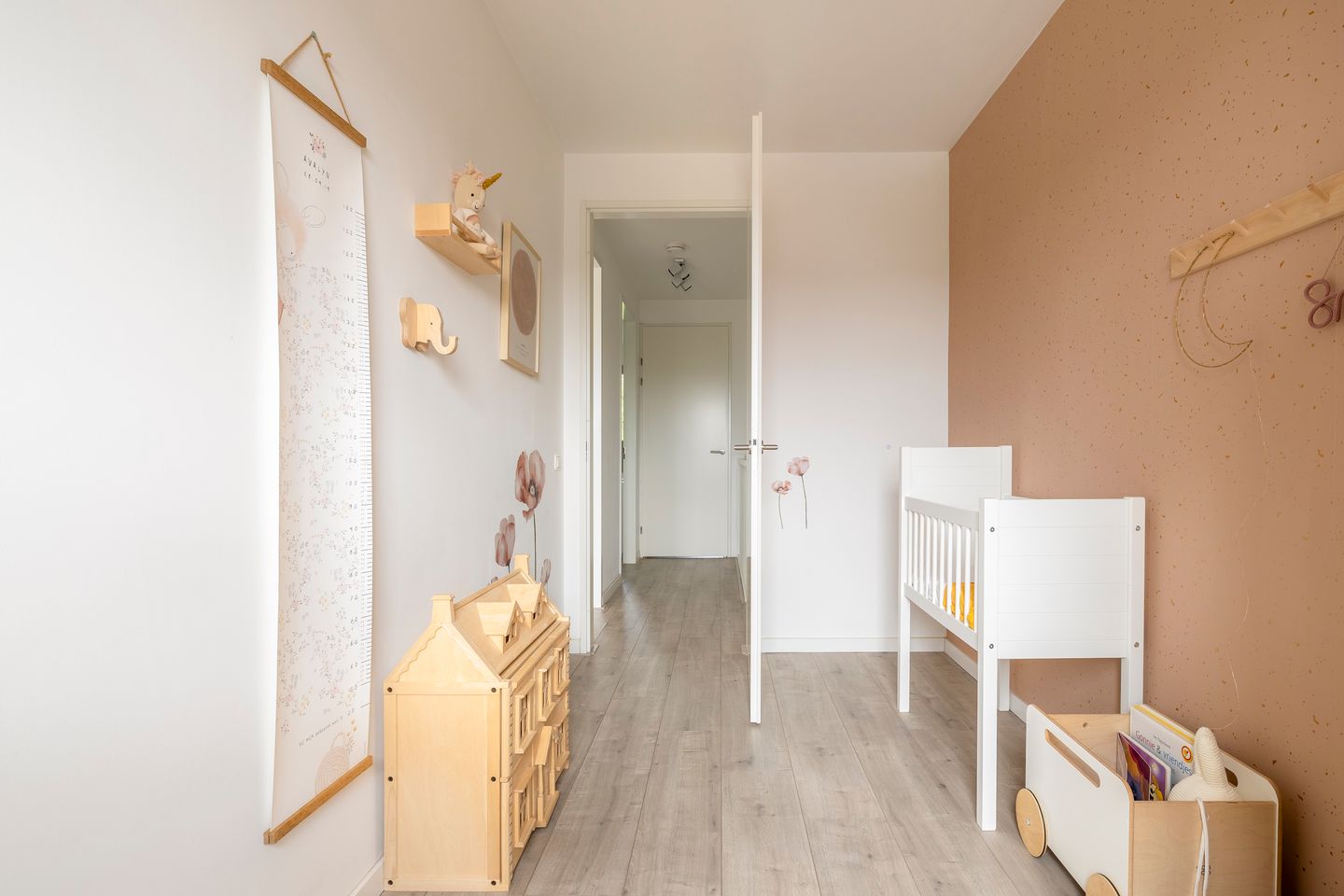 Foto 34 van Valeriaanweg 233