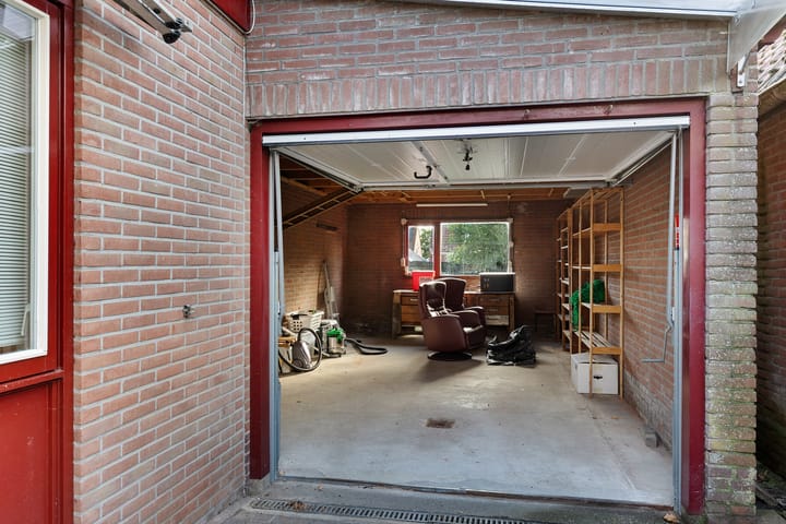 Photo 40 of Tjeerd Thijssenstraat 10