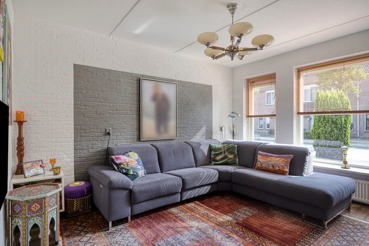 Foto 2 van B.A.A. Engelbertinklaan 160