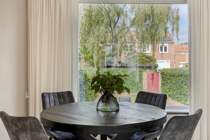 Foto 9 van Lorentzstraat 47