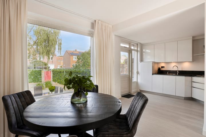 Foto 10 van Lorentzstraat 47