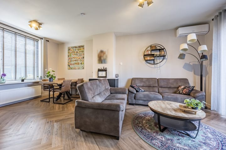 Photo 3 of Adriaan Poirtersstraat 7