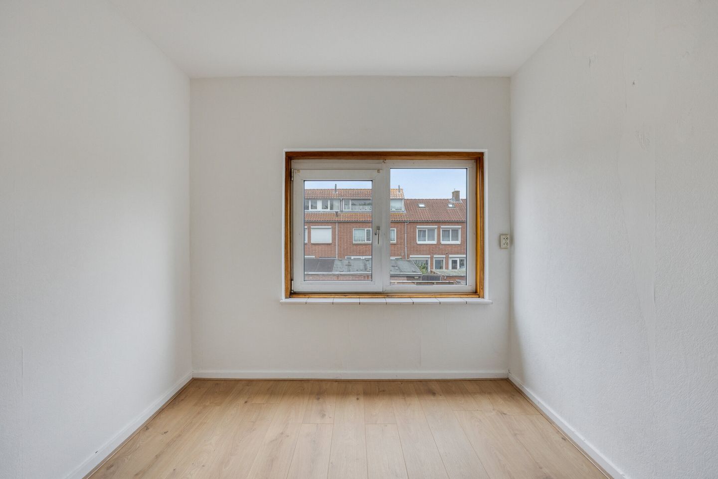 Photo 10 of Resedastraat 45