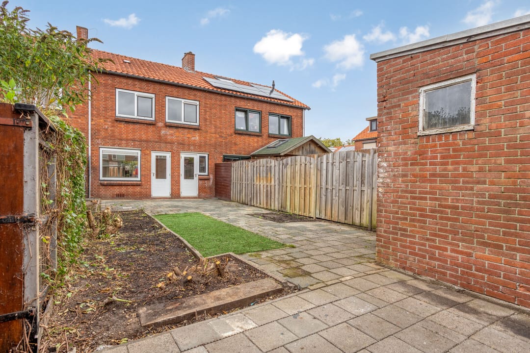 Photo 13 of Resedastraat 45