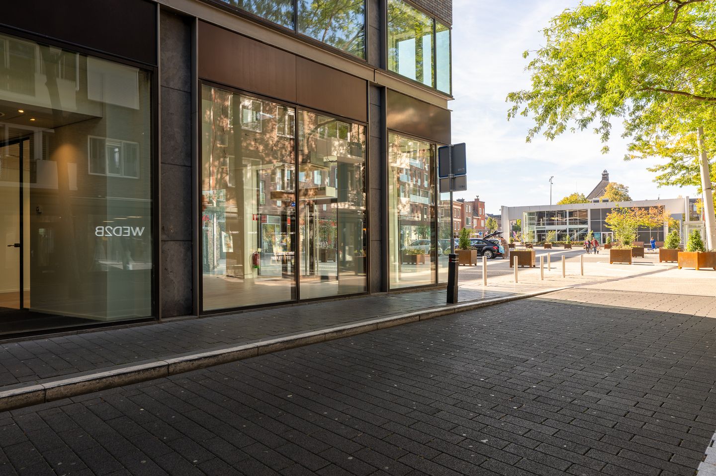 Bekijk foto 3 van Markt 100