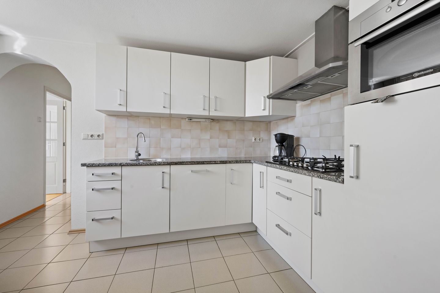 Photo 14 of Zuidenveldstraat 5