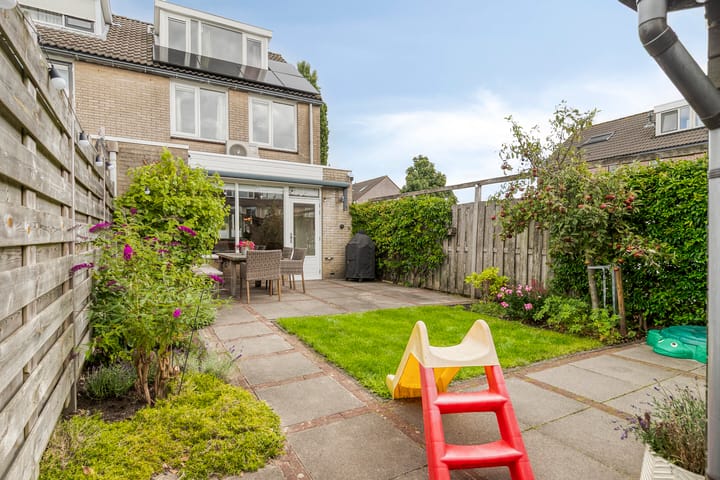 Foto 30 van Goudmos 5