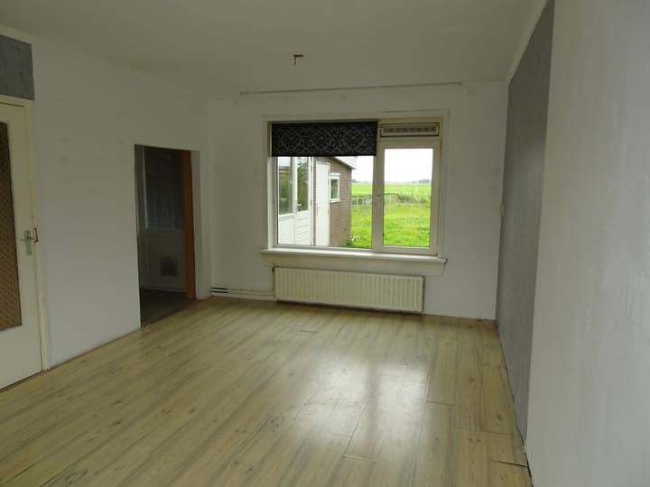 Photo 10 of Plantsoendwarsstraat 11