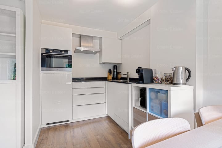 Foto 12 van Louis Loyensstraat 18-C