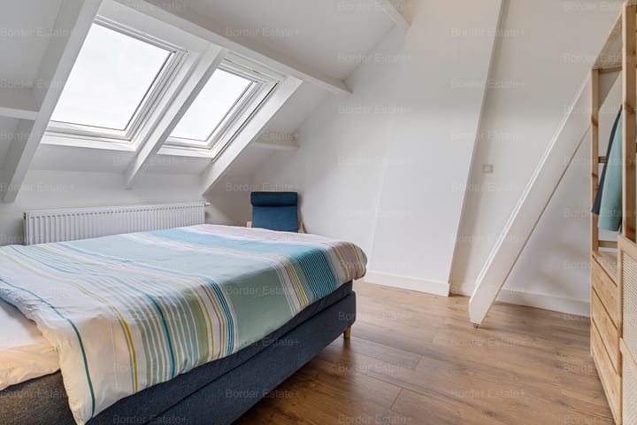 Foto 17 van Louis Loyensstraat 18-C