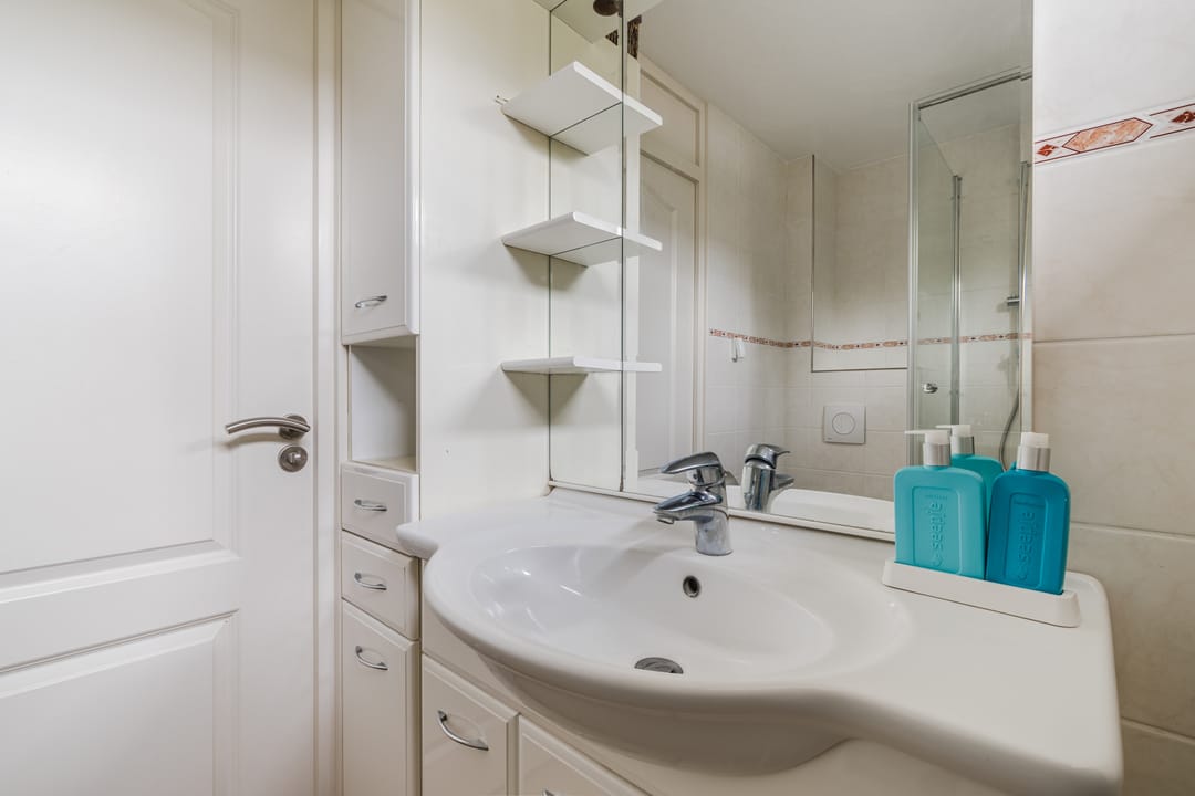 Photo 23 of van Limburg Stirumstraat 26