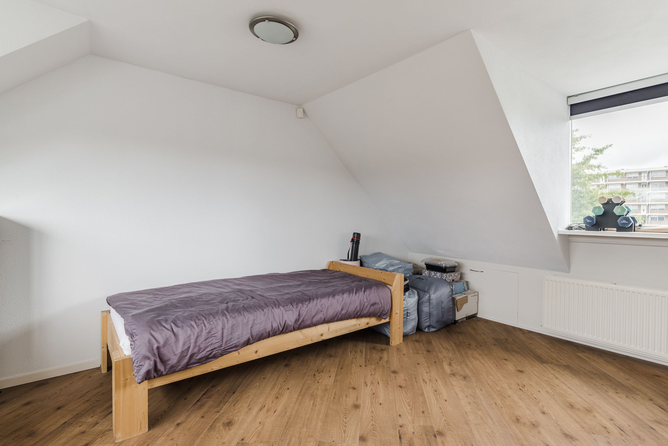 Photo 27 of van Limburg Stirumstraat 26