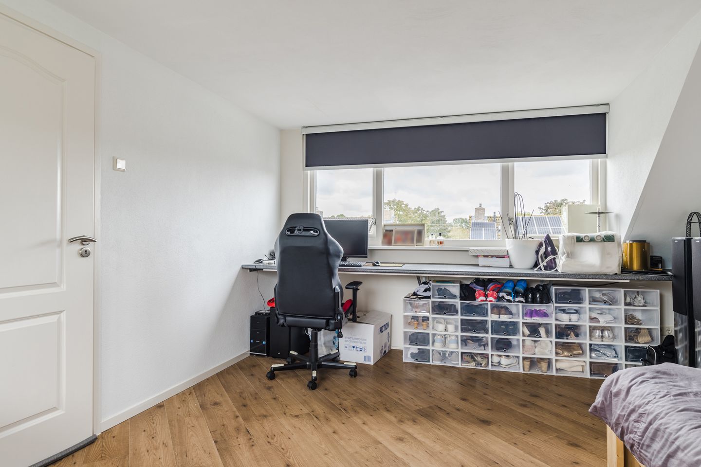 Photo 29 of van Limburg Stirumstraat 26