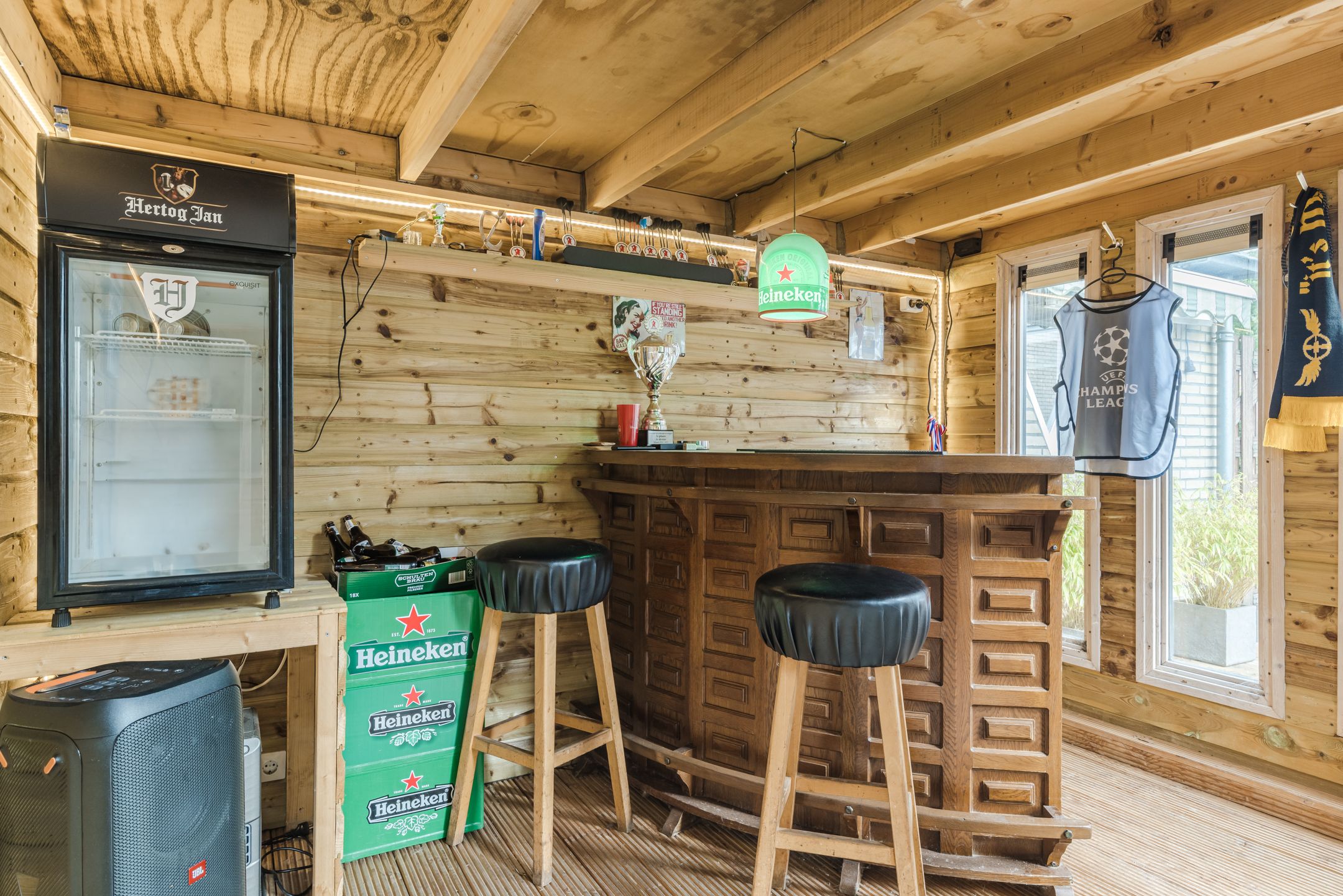 Photo 33 of van Limburg Stirumstraat 26