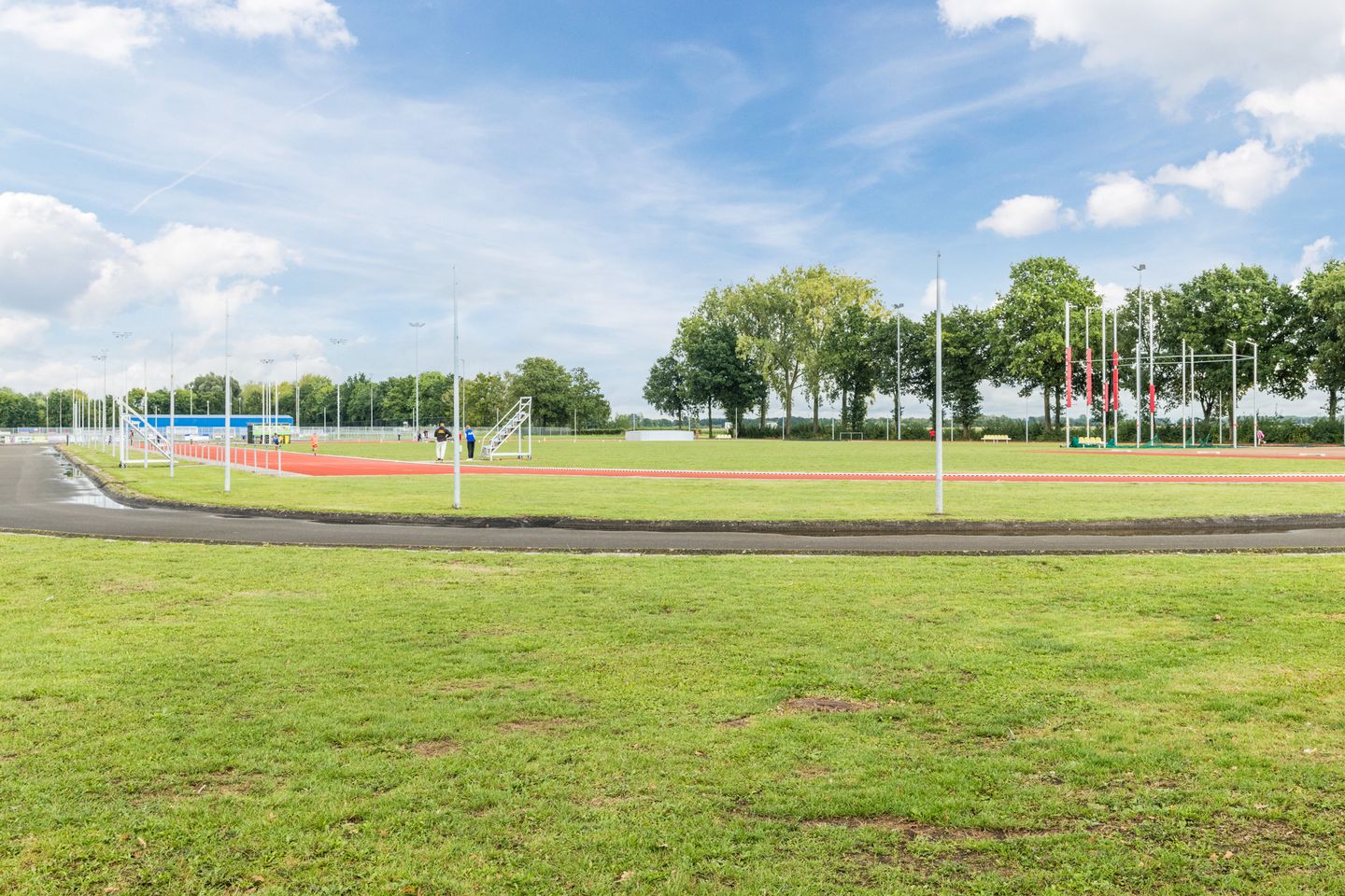 Photo 40 of van Limburg Stirumstraat 26