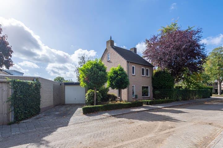 Monseigneur Mutsaertsstraat 10