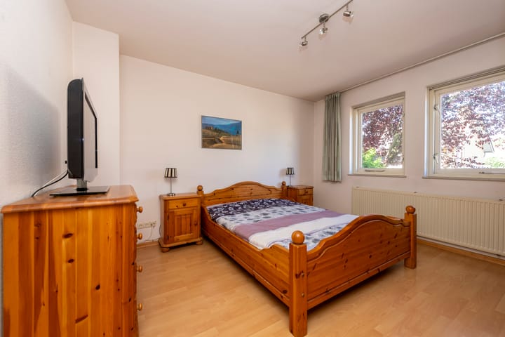 Photo 19 of Monseigneur Mutsaertsstraat 10